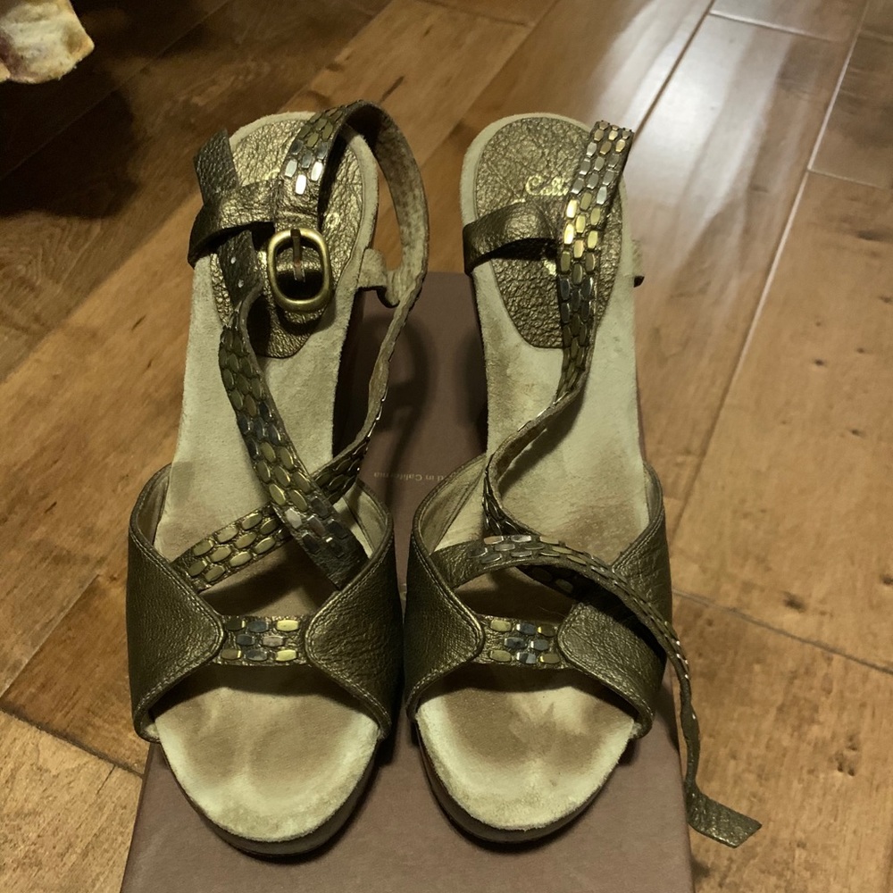 Caleen Cordero wedge